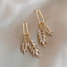Elegant Leaf Drop Earrings