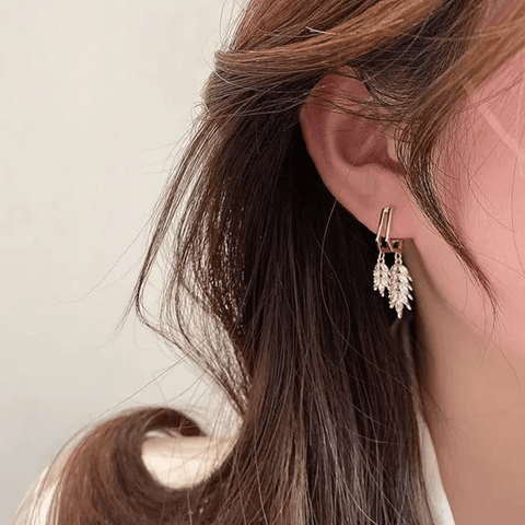 Elegant Leaf Drop Earrings