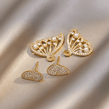 Elegant Fan Motif Ear Jackets