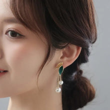 Leafy Drop Pearl Earrings
