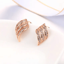 Elegant Wave Stud Earrings