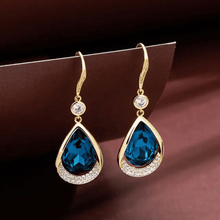 Elegant Teardrop Dangle Earrings