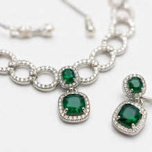 The Royal Emerald Radiance Set