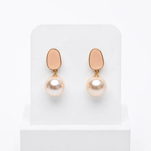 Rose Pink Pearl Earrings