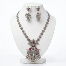 Ornate Elephant Motif Necklace Set