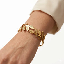 Leaf Motif Open Cuff Bracelet