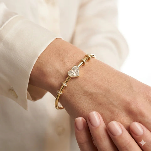 Sparkling Heart Charm Bangle