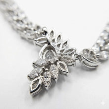 Elegant Leaf Motif Necklace and Earring Set