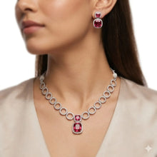 Elegant Halo Circle Necklace Set