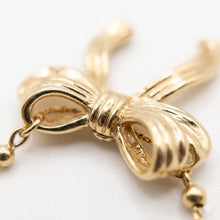 Elegant Bow Pendant Necklace