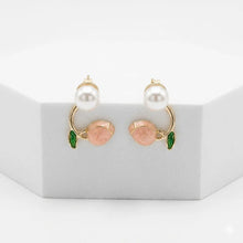 The Sweet Peach & Pearl Stud Set