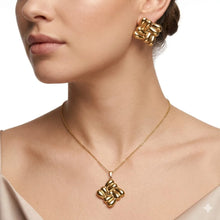 Golden Bloom Necklace Set